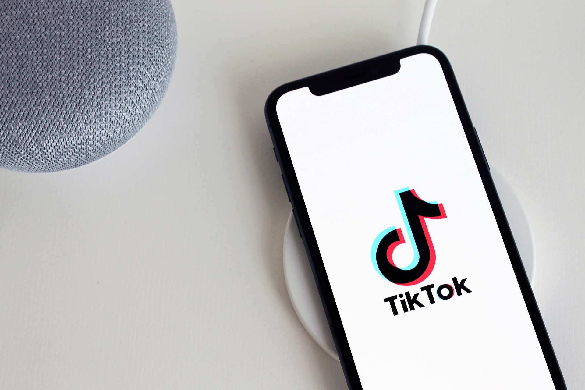 How to Use TikTok’s Stitch Feature